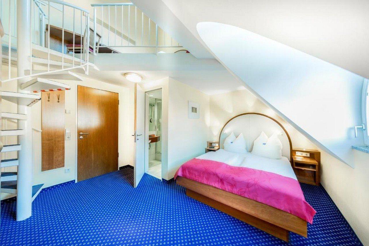 Hotel Am Schillerpark Esslingen am Neckar Luaran gambar