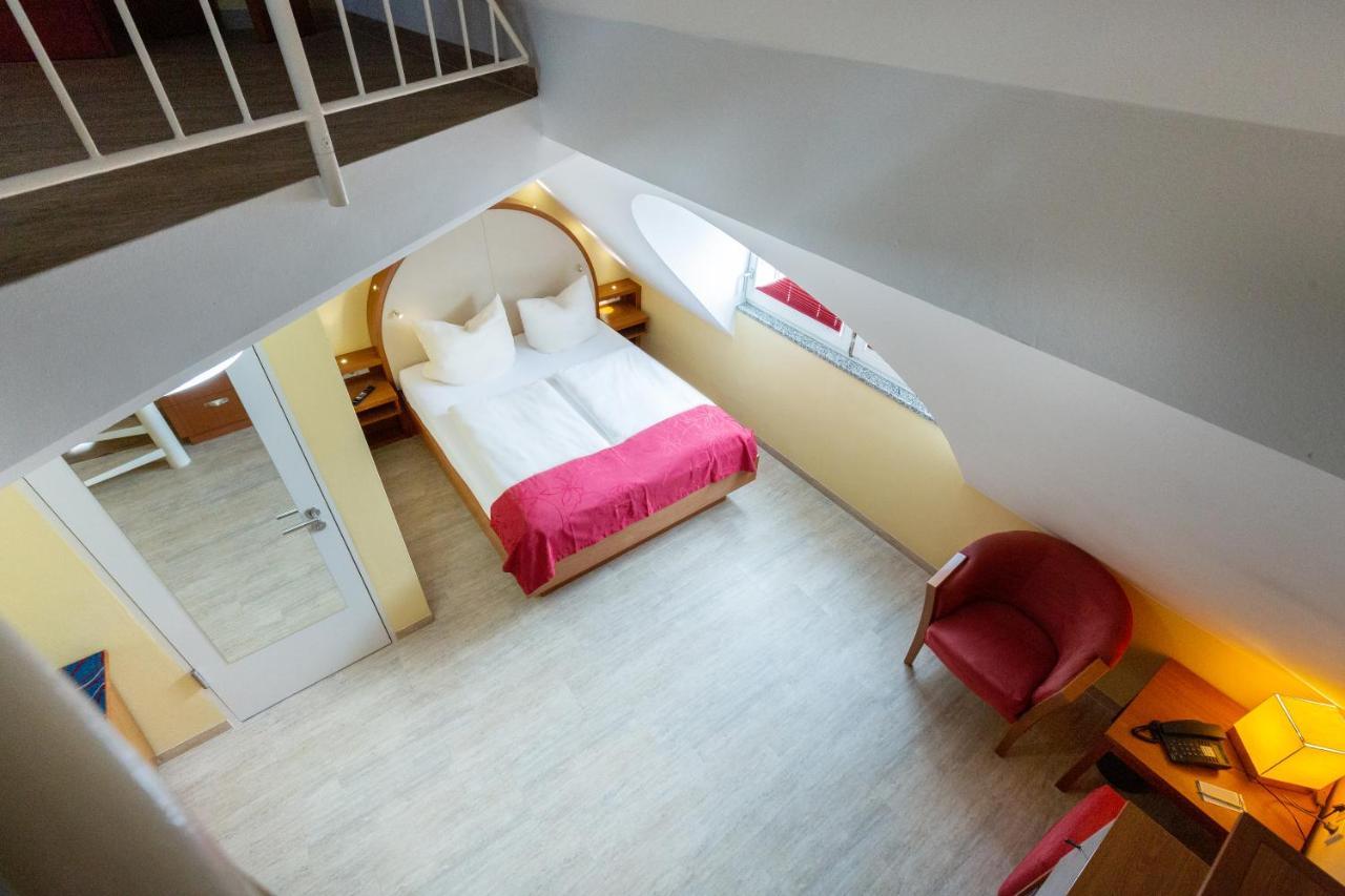 Hotel Am Schillerpark Esslingen am Neckar Luaran gambar