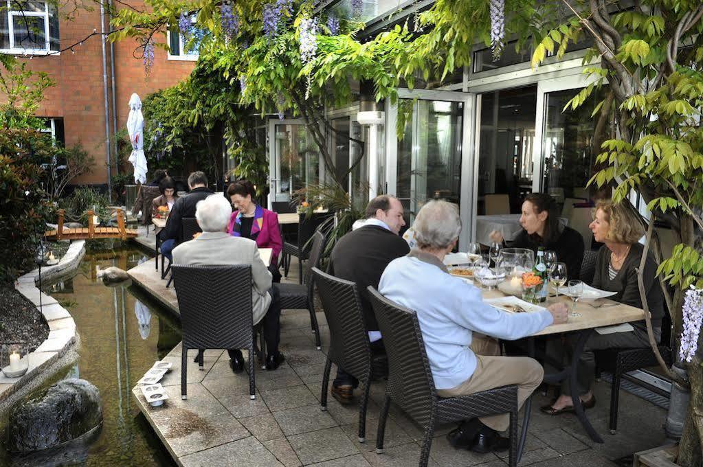 Hotel Am Schillerpark Esslingen am Neckar Luaran gambar